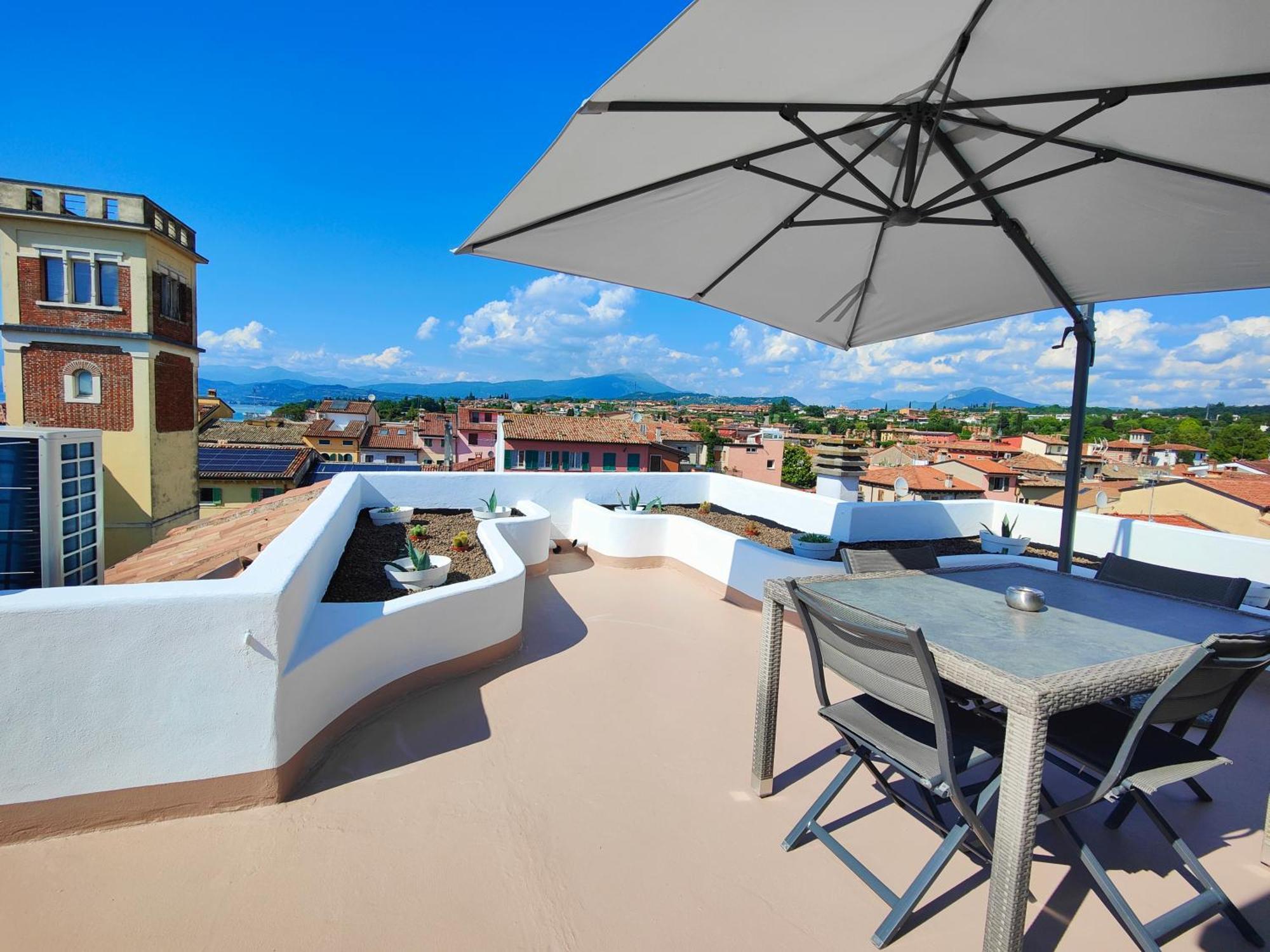 Appartamento Con Vista Mozzafiato ลาซีเซ ภายนอก รูปภาพ