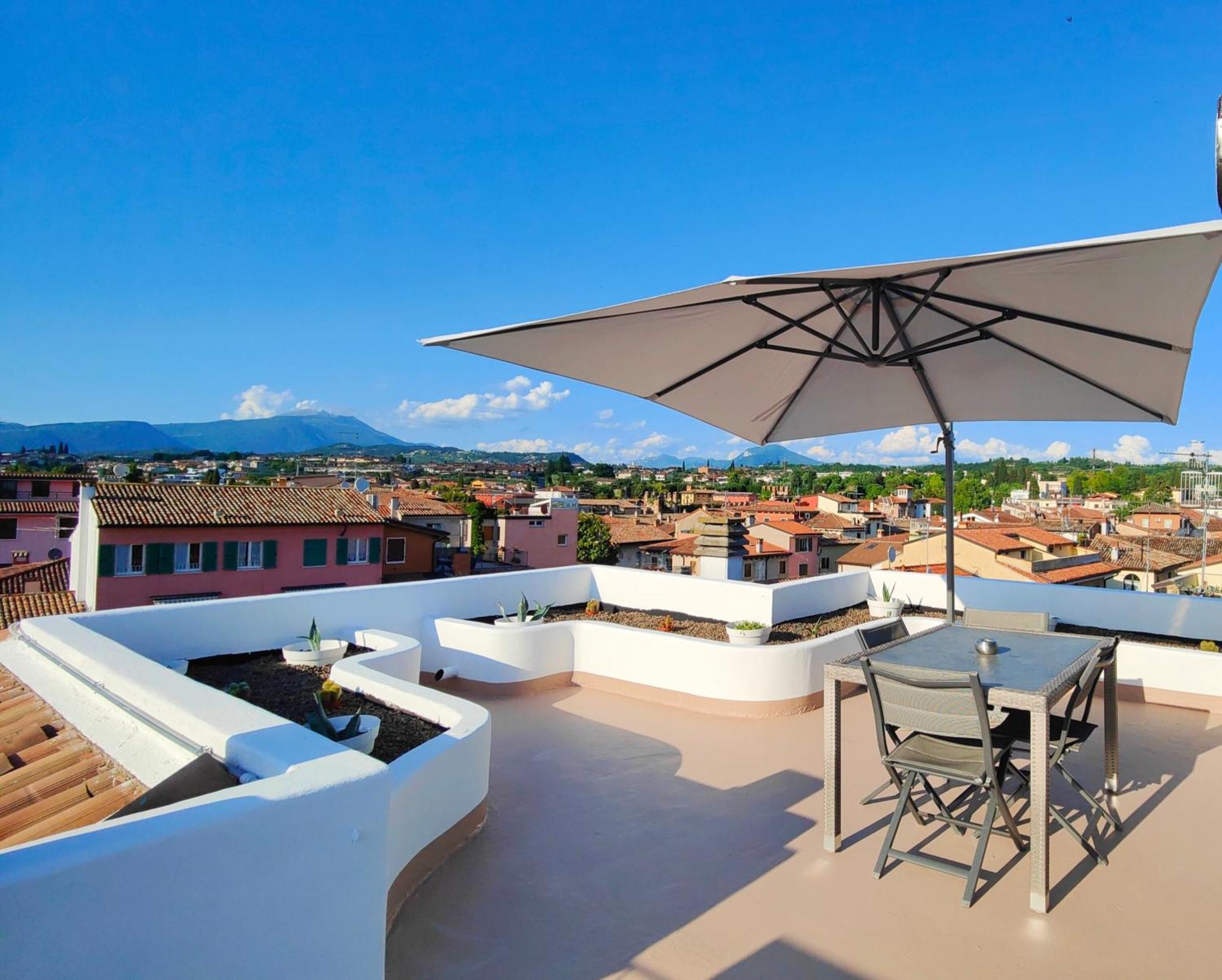 Appartamento Con Vista Mozzafiato ลาซีเซ ภายนอก รูปภาพ